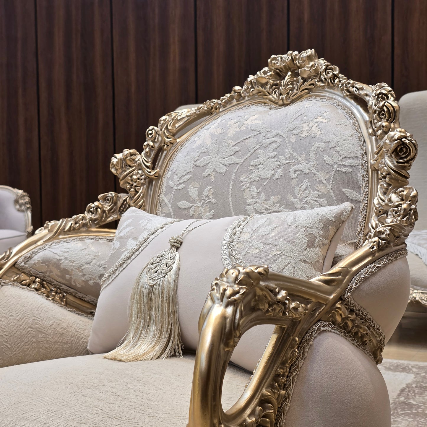 Tivor Living room Set-D24