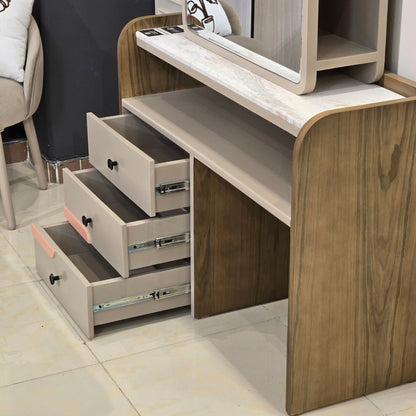 Rovin Bedroom Set-D22
