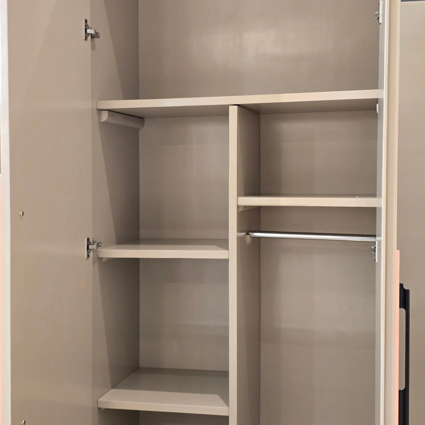 Rovin Bedroom Set-D22