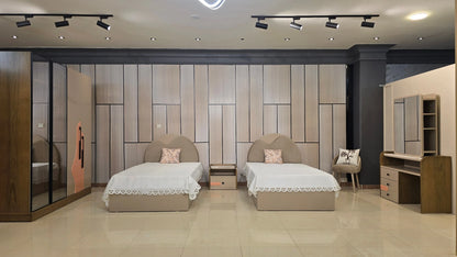 Rovin Bedroom Set-D22