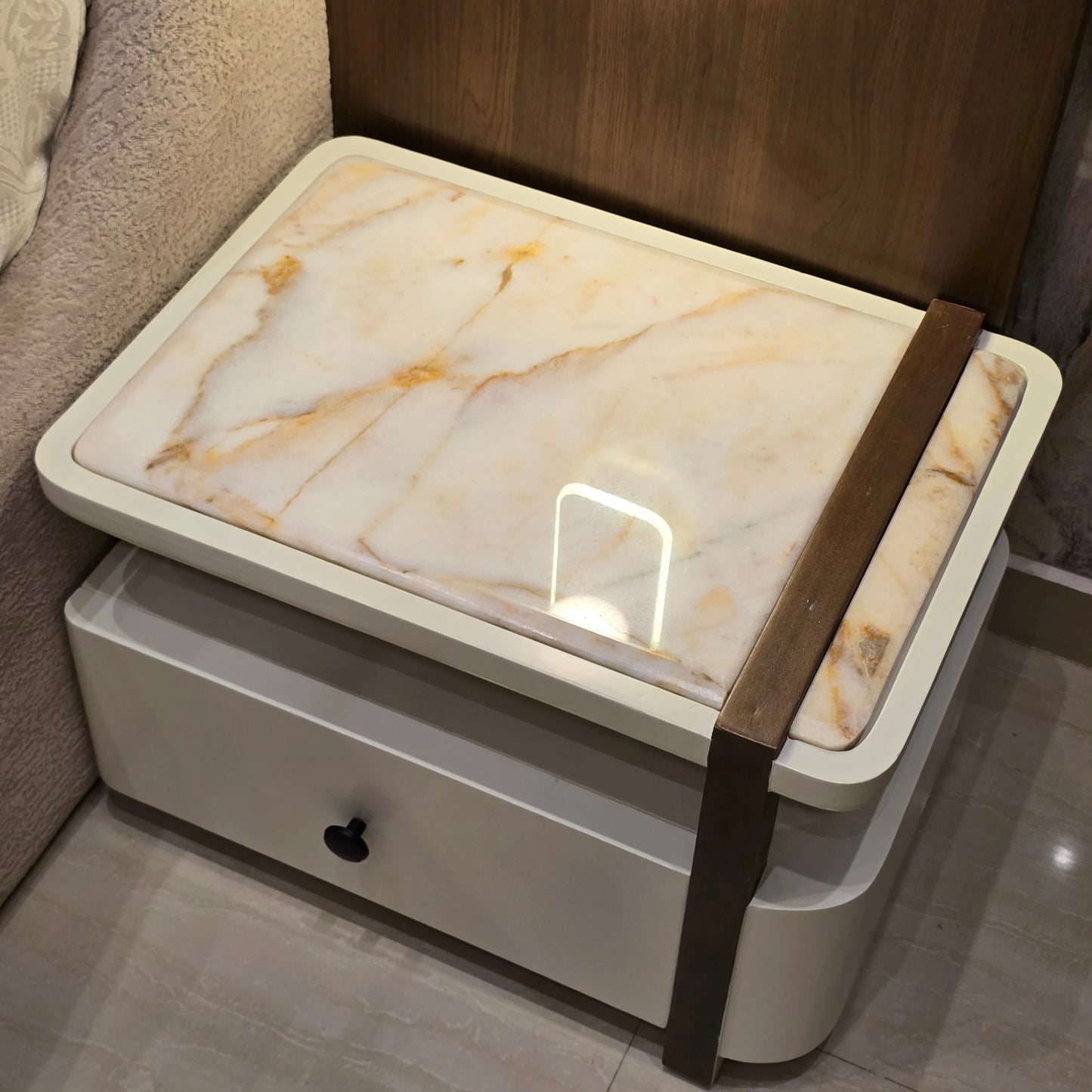 Liora Bedroom Set-D18