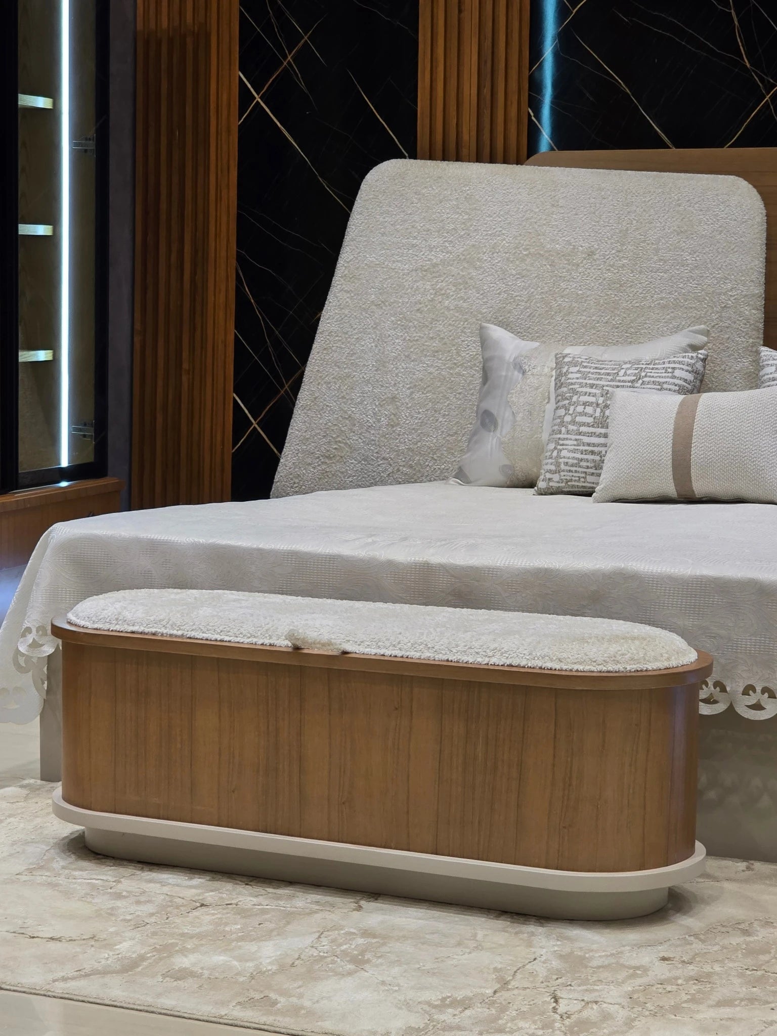 Arlis Bedroom Set-D4