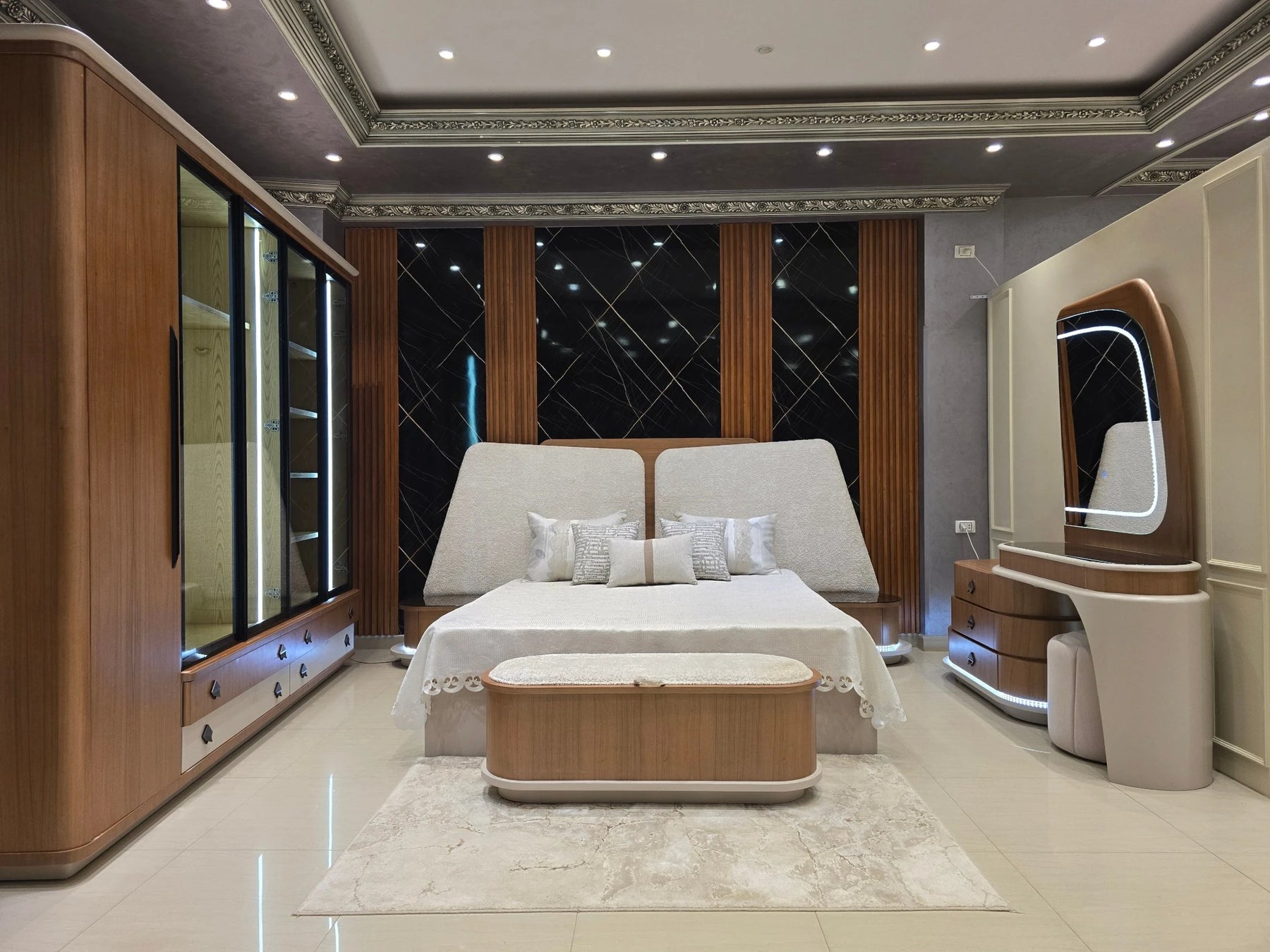 Arlis Bedroom Set-D4