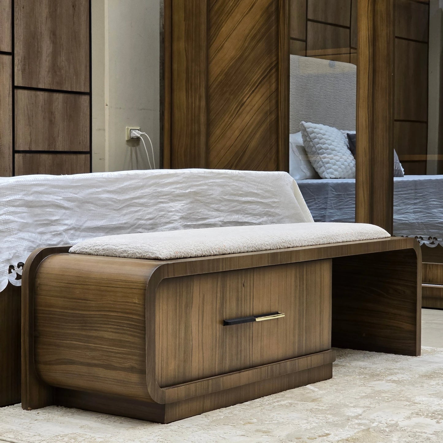Vexa Bedroom Set-D9