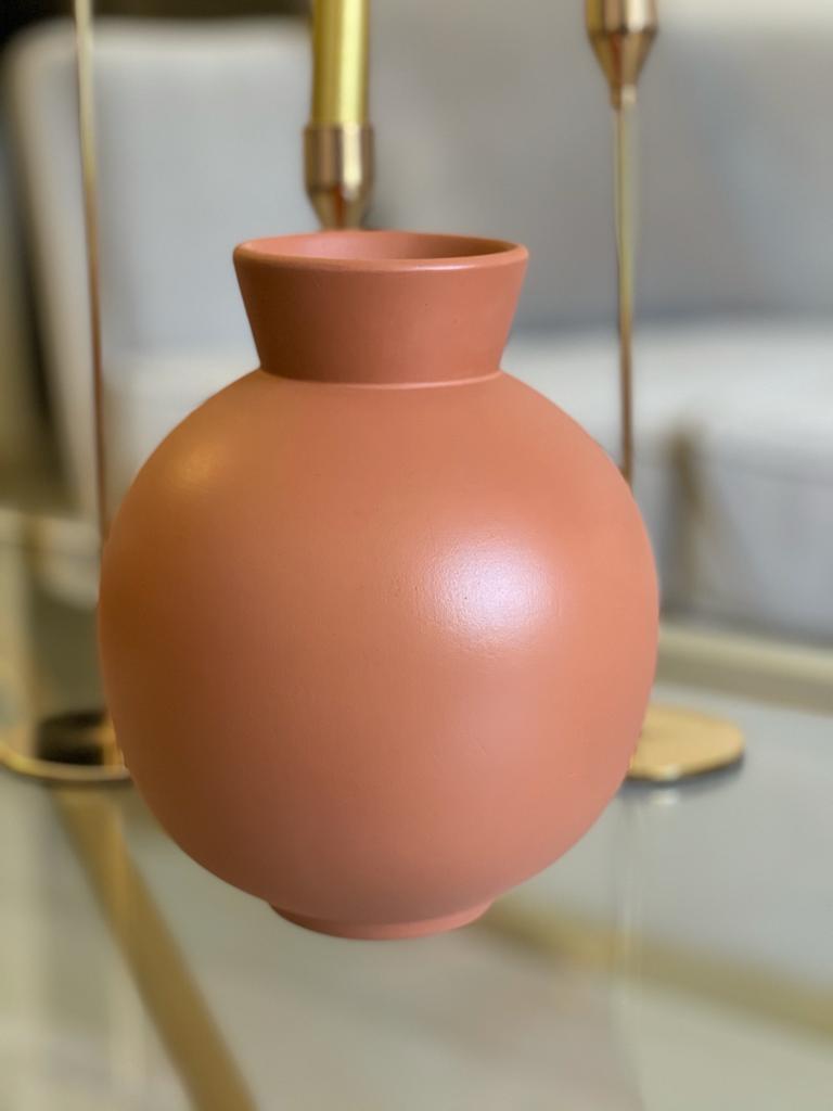 Elvara Vase