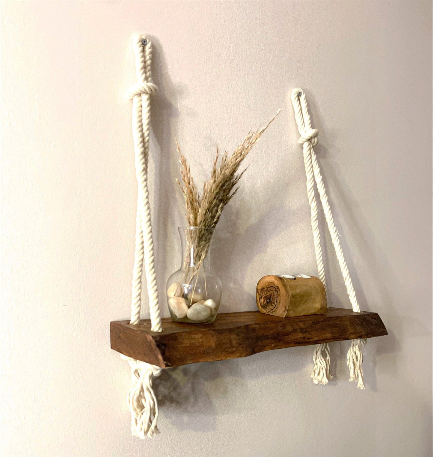 Kova Shelf Unit