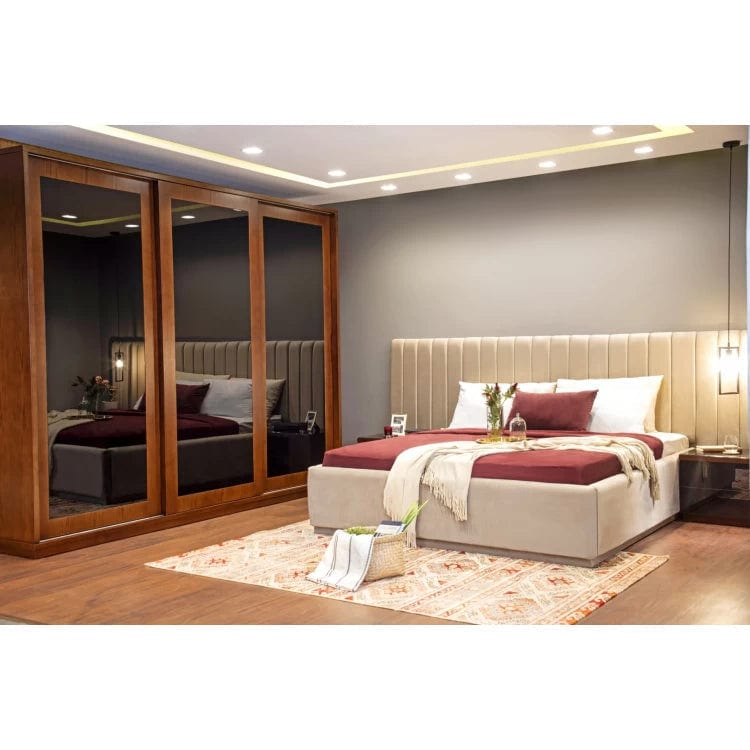 Cromis Bedroom